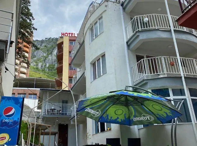 Pensiunea Ambasador Băile Herculane